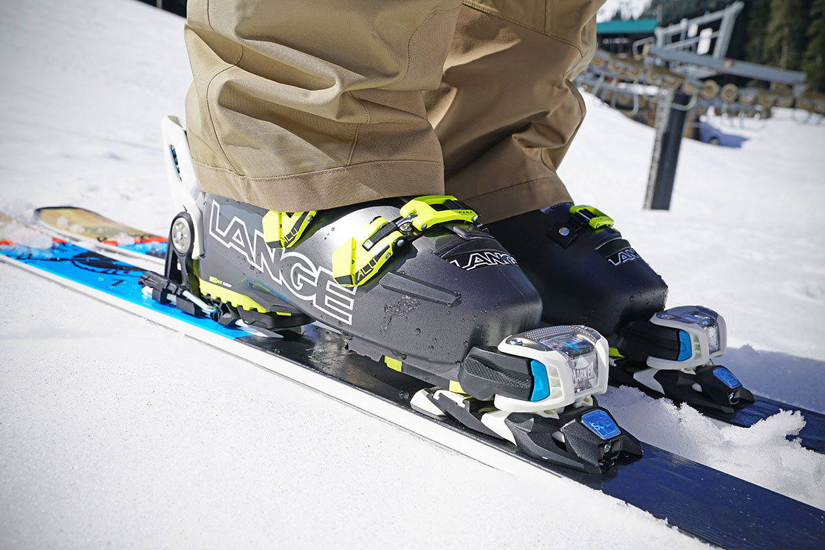 How to Choose AllMountain Skis Switchback Travel